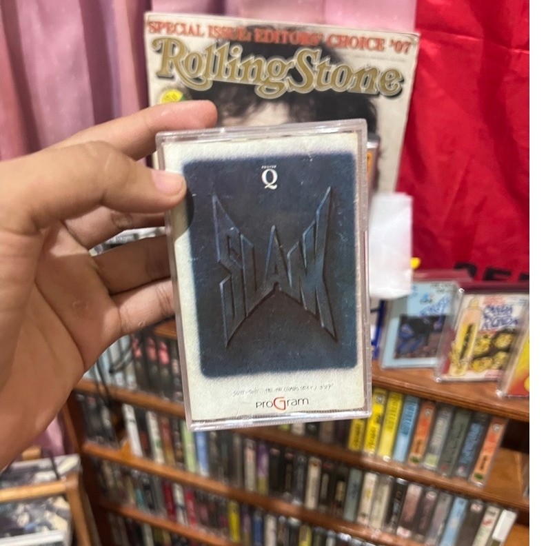 kaset pita slank suit suit