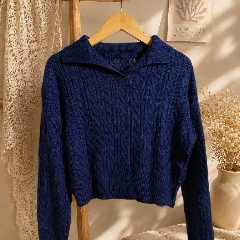 Cardigan Rajut Kepang Crop Navy