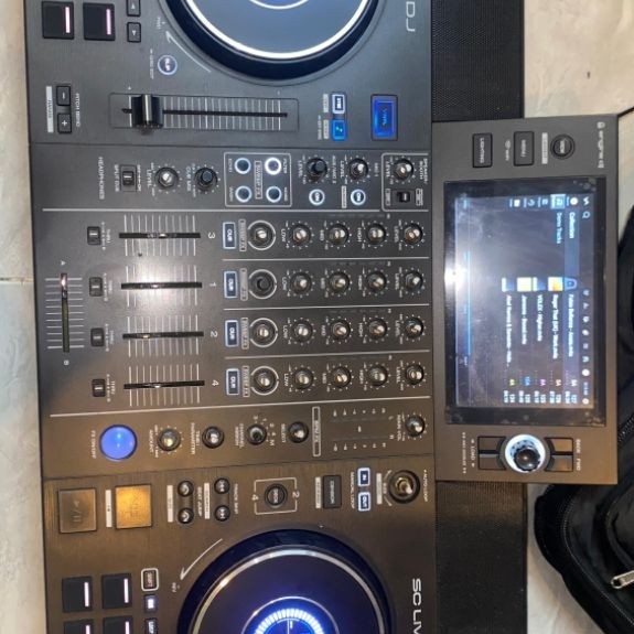 Denon DJ SC live4