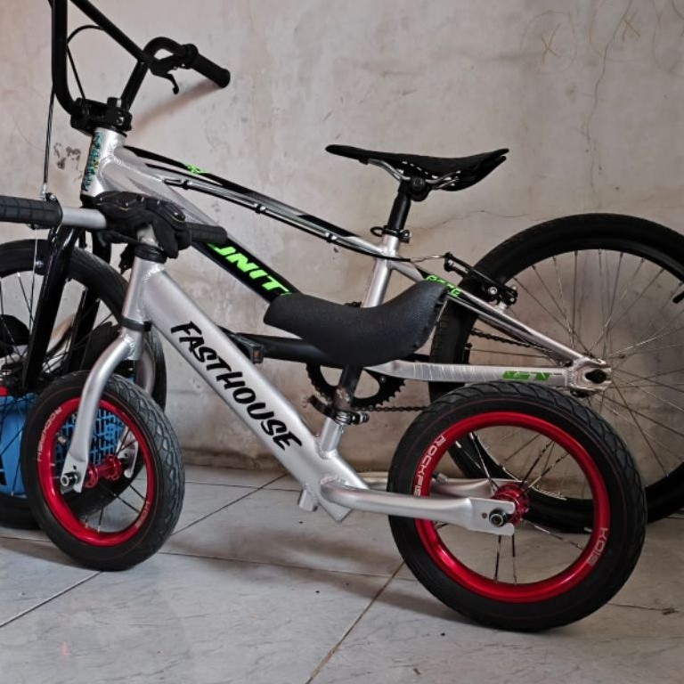 sepeda Icycle