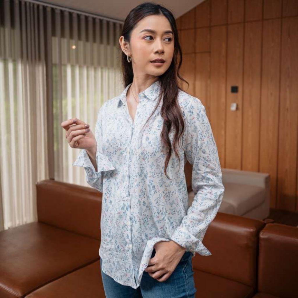 C2 KIRSHI Blue Kemeja Casual Wanita