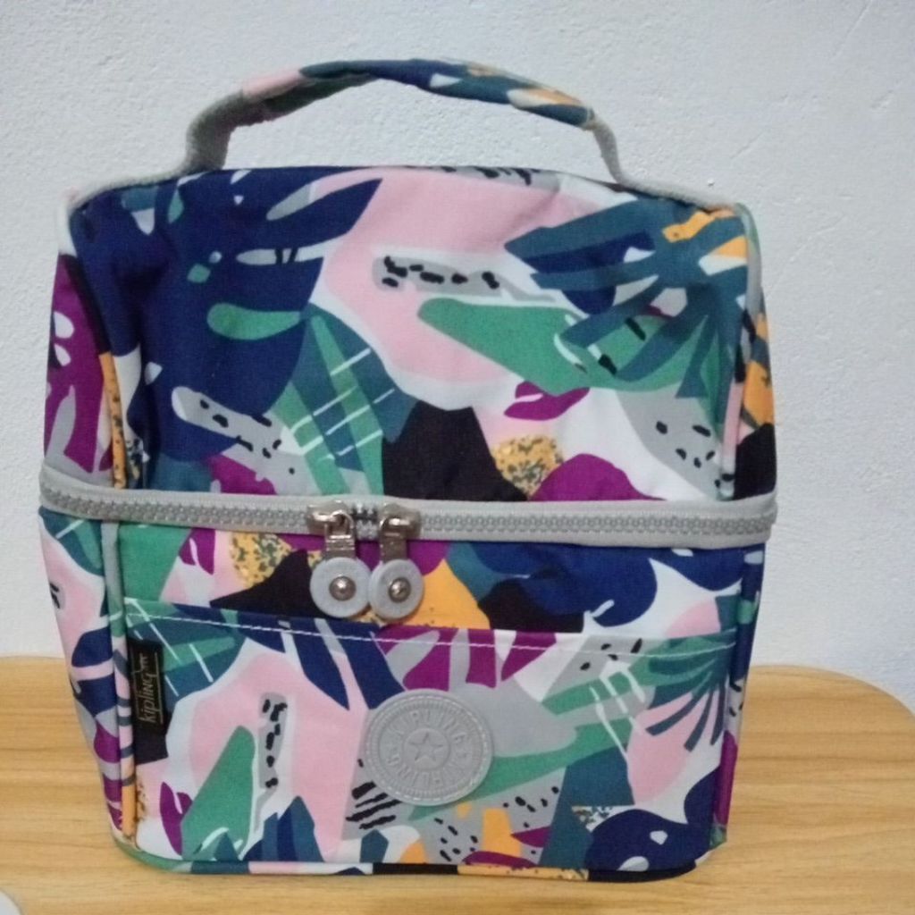 Tas Bekal /Tempat Bekal Nasi dan Susu Bayi Anti Panas dan Dingin