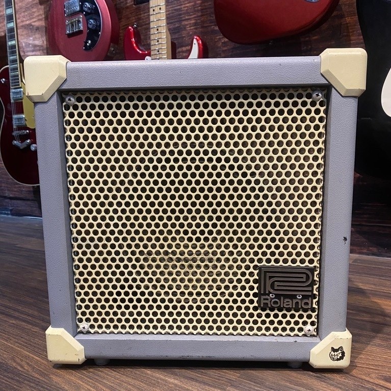 Ampli Gitar Roland Cube 20XL