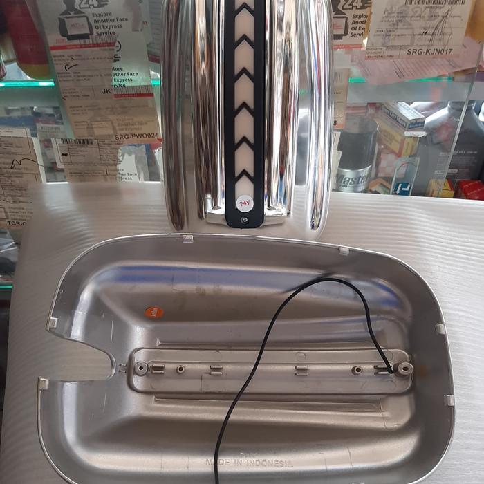 Tutup Spion Cover Variasi Spion Lampu Led Coltdiesel Canter Original Dan Terpercaya