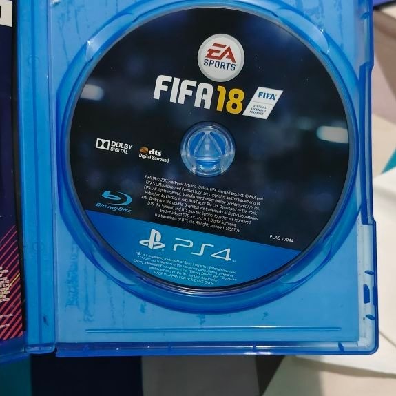 Game PS4 FIFA 18