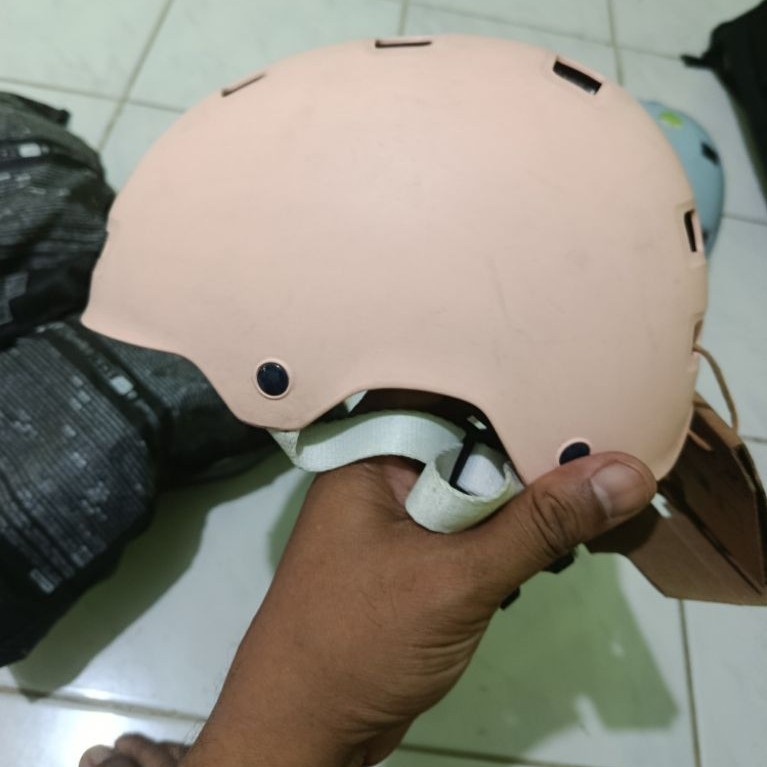 helm oxelo size s warna peace