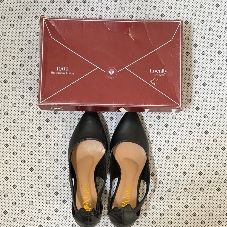 heels hitam aliveloveart size 40 7CM
