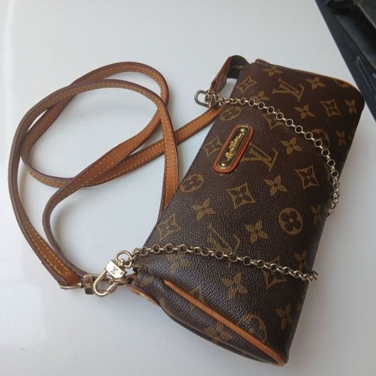 LV Eva Pochette Monogram 2009 Preloved