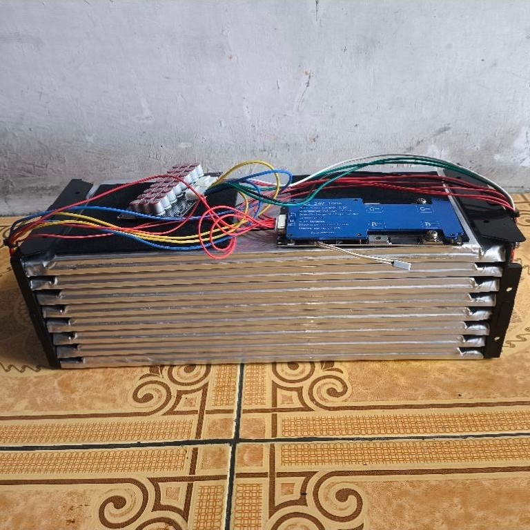 Lifepo4 24v 100ah 8s bms + active balancer, Lifepo4 100ah Softpack Grade A