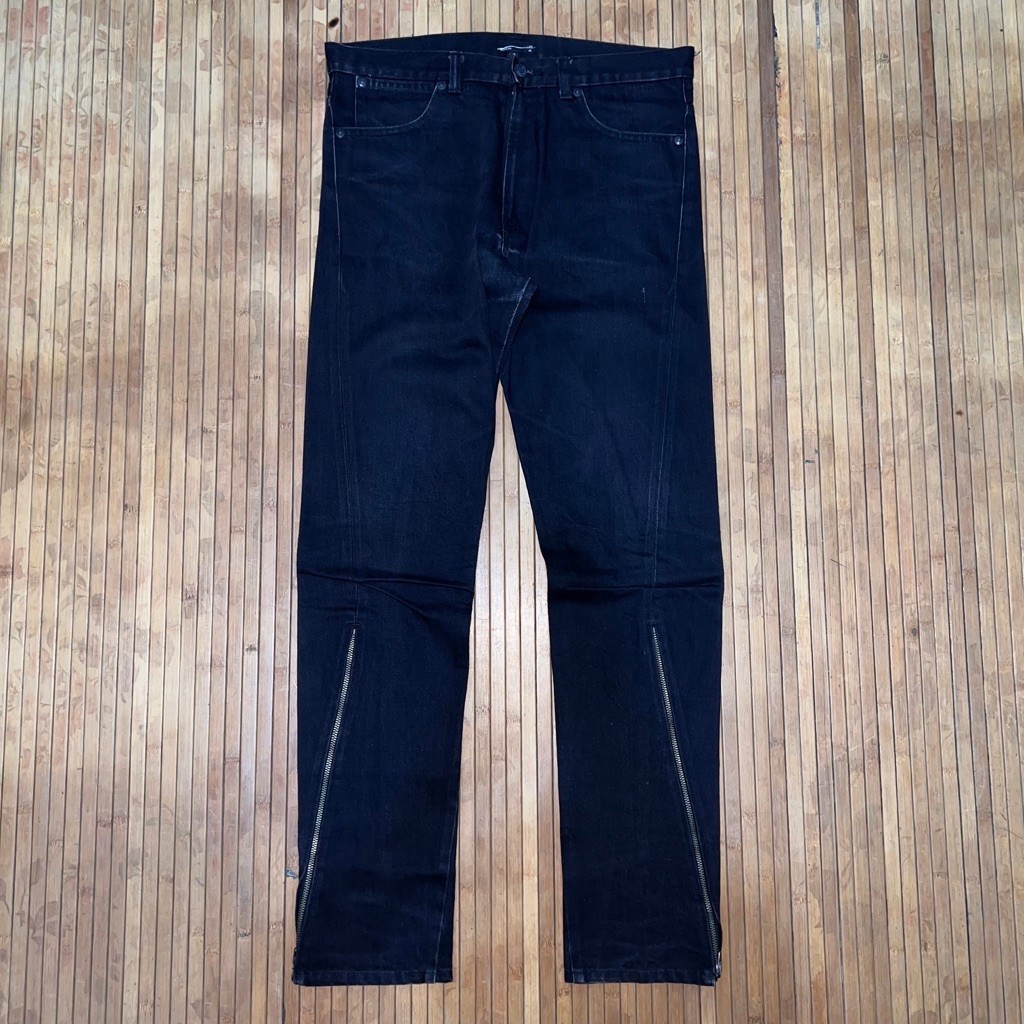VINTAGE Y2K BONDAGE LAD MUSICIAN JAPAN STREETWEAR FLOWERS 03 PUNK GOTHIC BLACK ZIPPER DENIM JEANS G.
