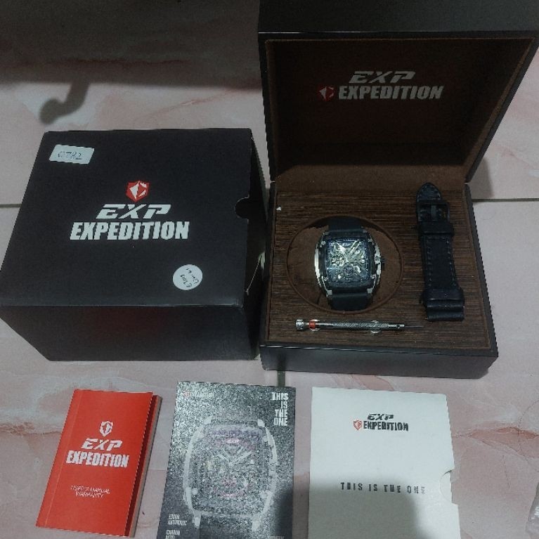 Jam expedition 3008 automatic carbon