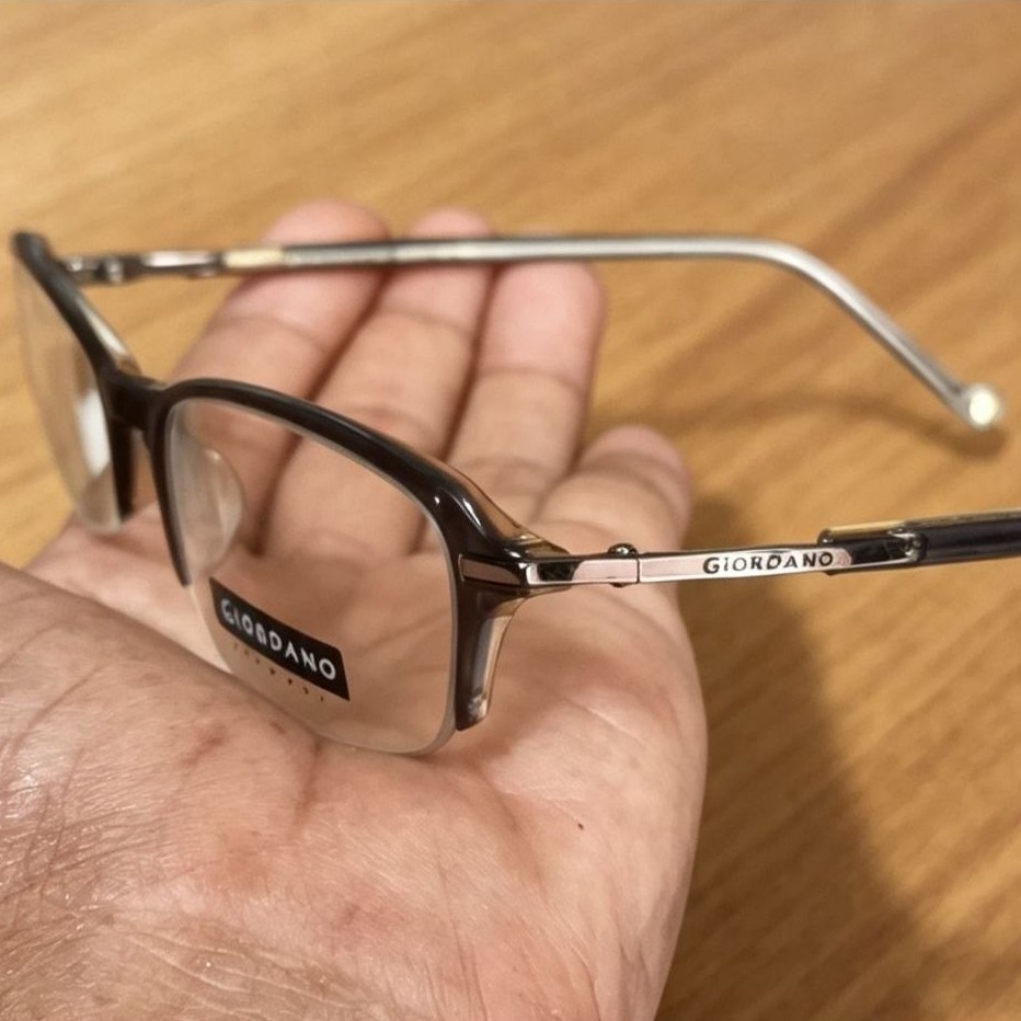 Frame Kacamata Giordano