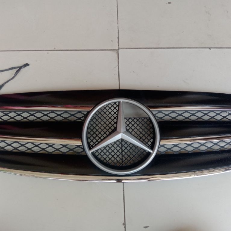 grill mercy w211 lama baru taiwan