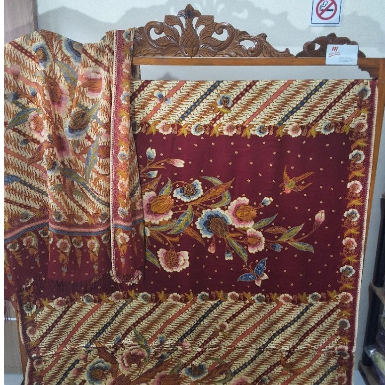 Kain Batik Tulis Sutra/Kain Batik Tulis Silk Hokokai/Kain Batik Tulis Sutra Hokokai/Kain Batik Lawas