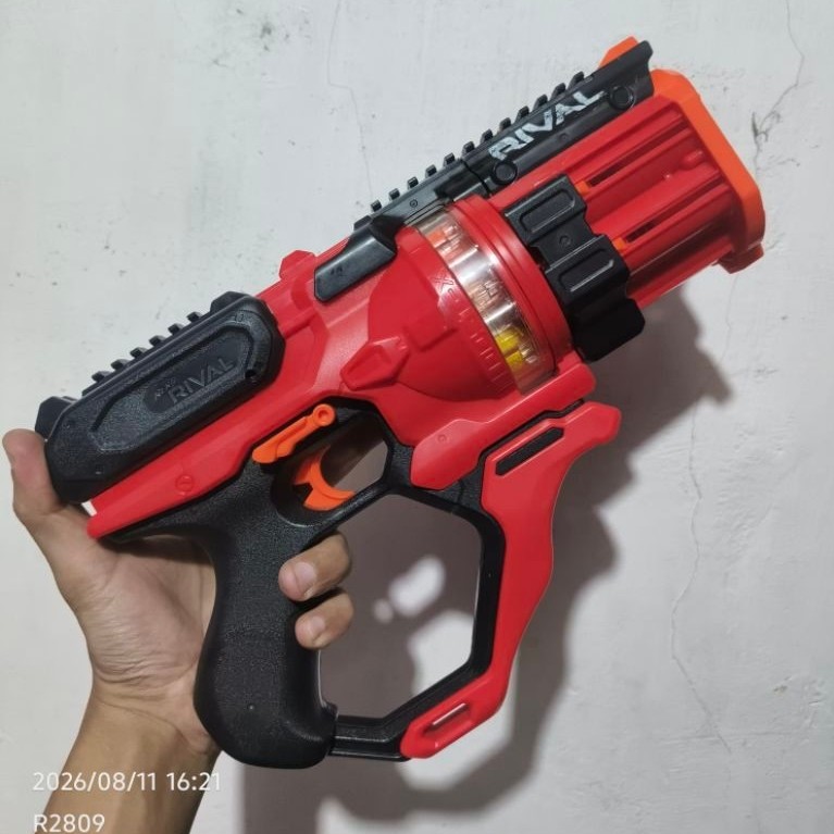 NERF Rival xx-1500 Roundhouse Blaster Red
