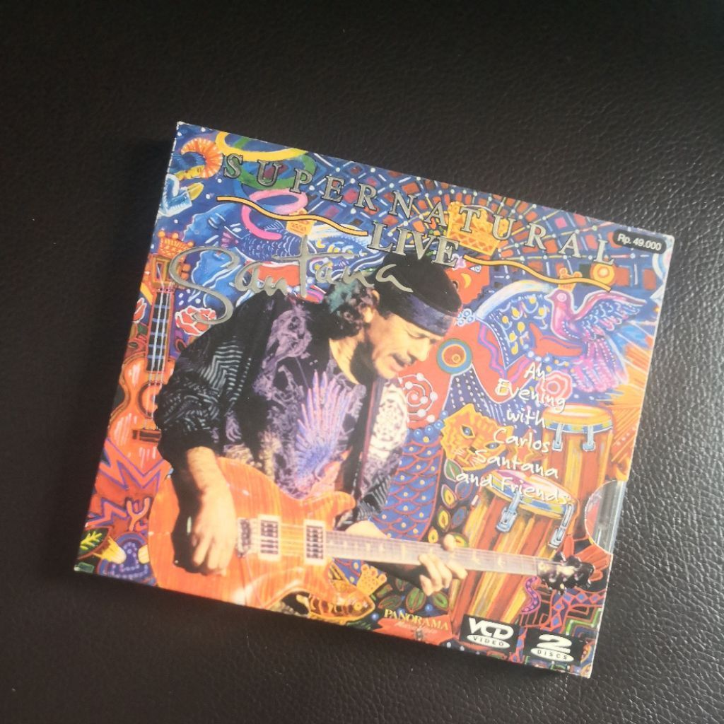 colectible kaset vcd konser Santana isi 2 disc album supernatural live