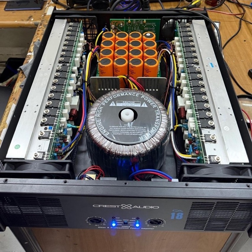 Power Amplifier Crest Audio CA18/ CA 18 Body Panjang