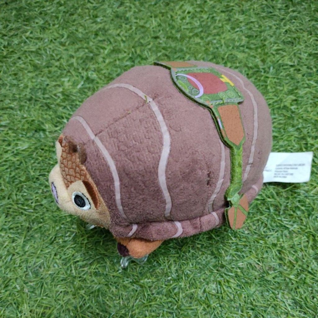 Boneka Armadillo Tuk Tuk Film Disney Raya and the Last Dragon  - hadiah ulang tahun