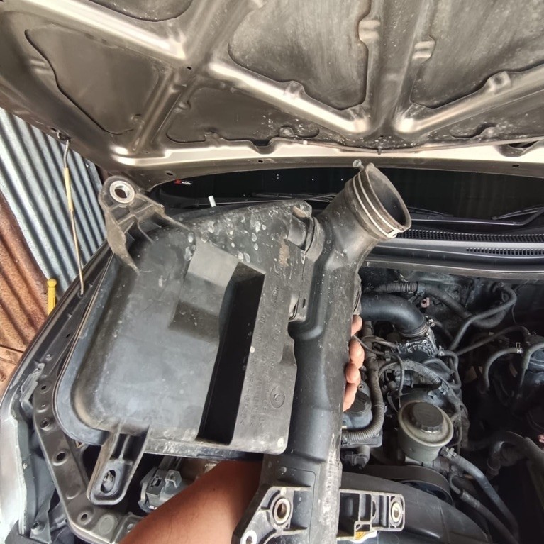 Box Filter Udara Prado Innova Fortuner Bensin