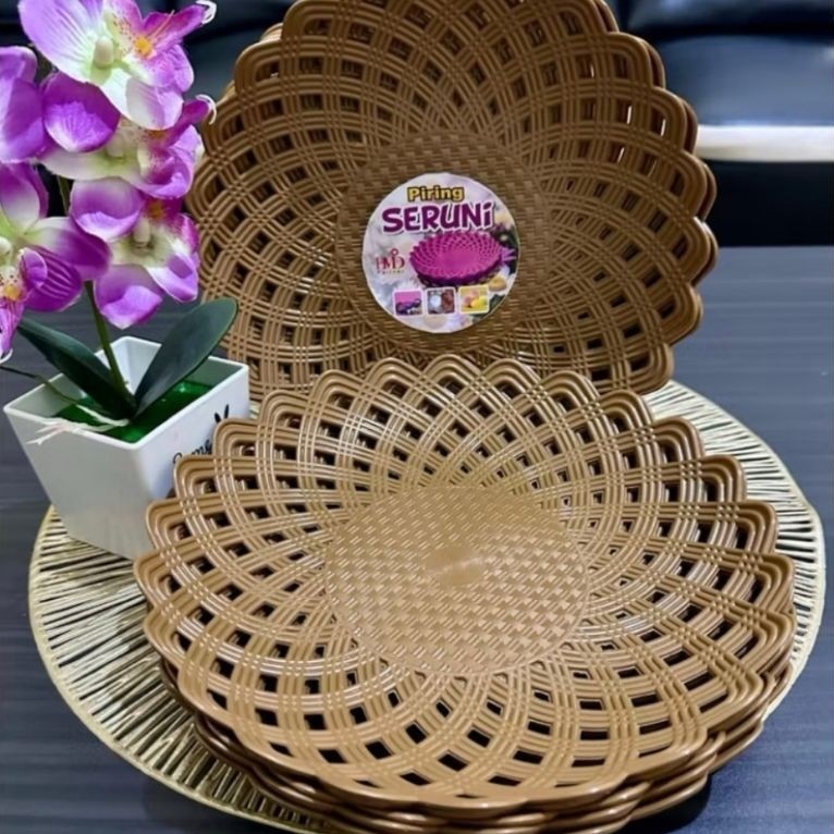 [HMD] 1 LUSIN PIRING ROTAN SERUNI MOTIF BUNGA DIAMETER 25CM BAHAN PLASTIK FOOD GRADE