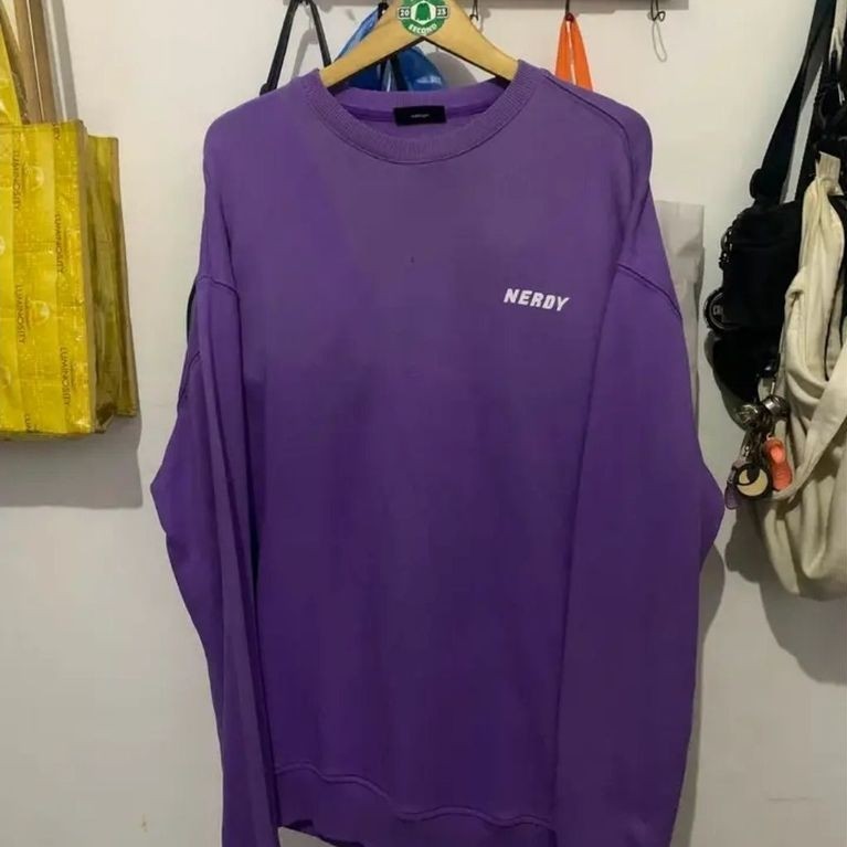 CREWNECK NERDY