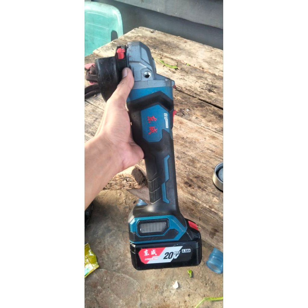 gerinda dongcheng kanji dcsm04-100 bekas unit only(tanpa baterai dan charger)