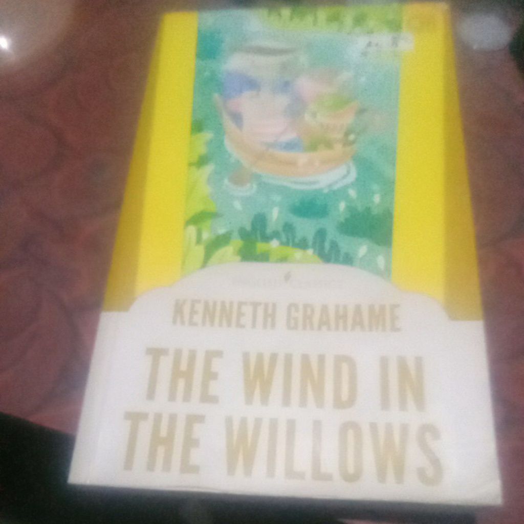 novel KENNETH GRAHAME AL-82