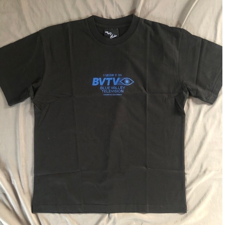 T-Shirt Hindia - Blue Valley Television (Official merch)