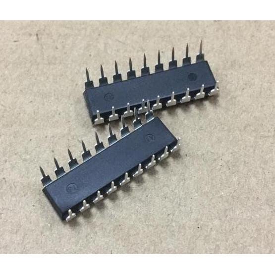 BYD01 PIC16F88 DIP MICROCHIP TECHNOLOGY
