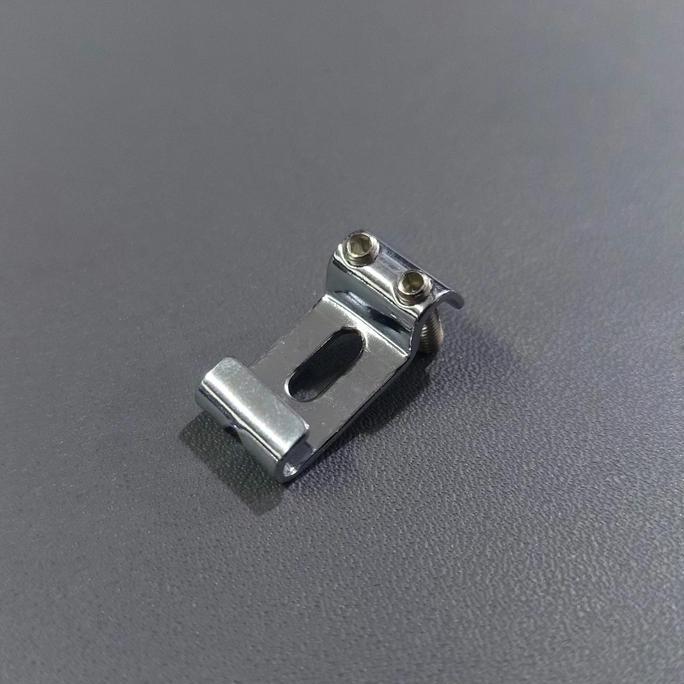 1Pcs Saddle Tremolo Squier By Fender Vintage Style Original Saddle Tremolo Gitar