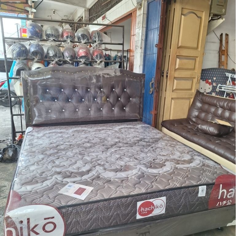 Set Springbed Kangaroo Hachiko 6K dan Dipan Sandaran Ukuran 180x200
