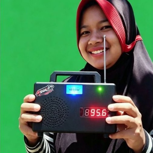 TUNER FM sensitif peka signal meter dan frekuensi counter