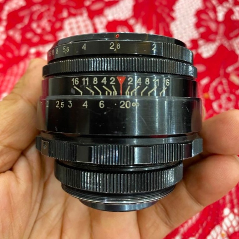 lensa Helios KMZ  44-2 F2