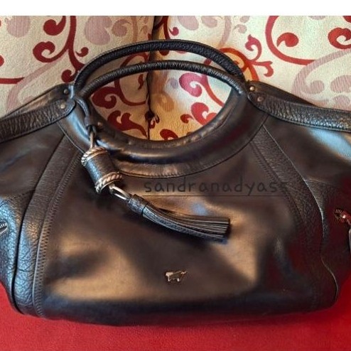 preloved Braun Buffel branded Hobo bag Tas tangan branded authentic. Good Condition.