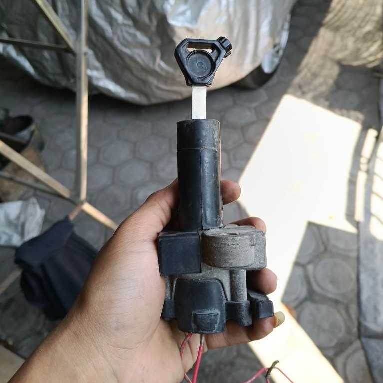 KUNCI KONTAK ORIGINAL COPOTAN MEGAPRO PRIMUS