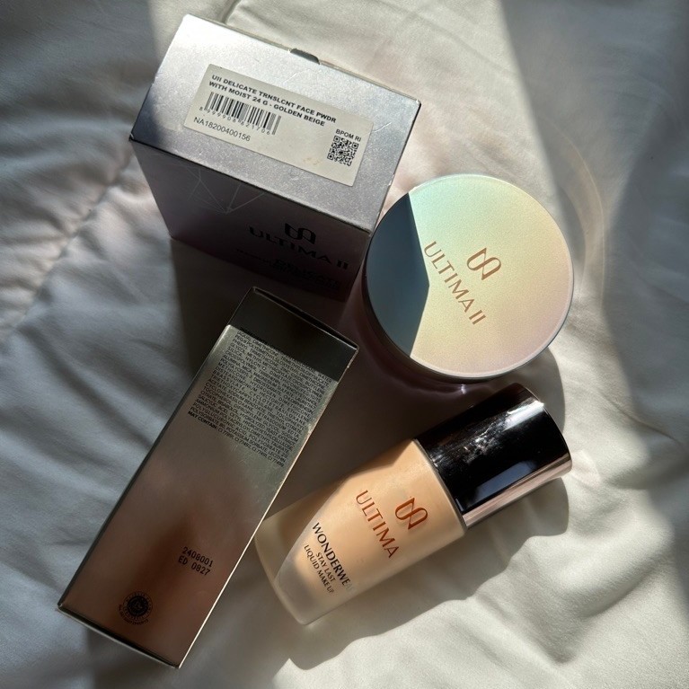 Preloved ULTIMA II Wonderwear Foundation & Delicate Face Powder