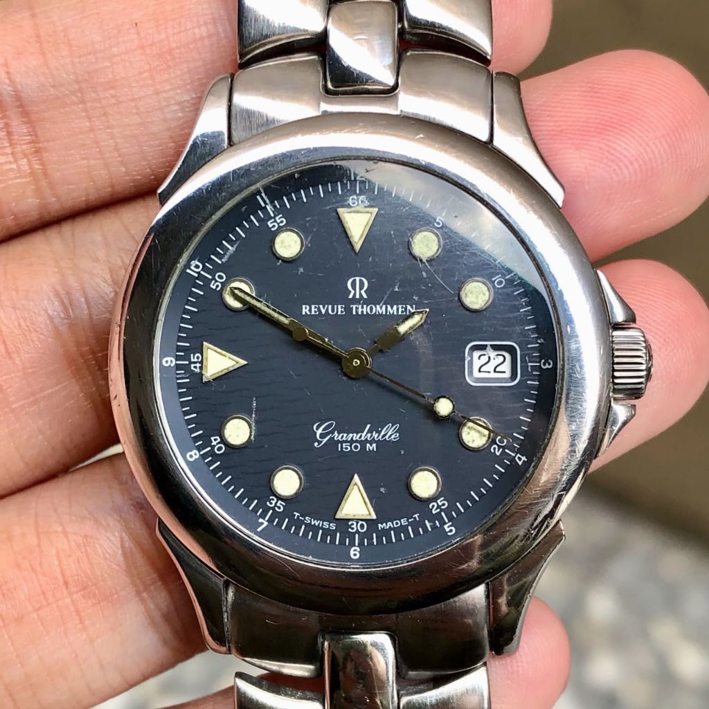 **Revue Thommen Grandville Quartz**