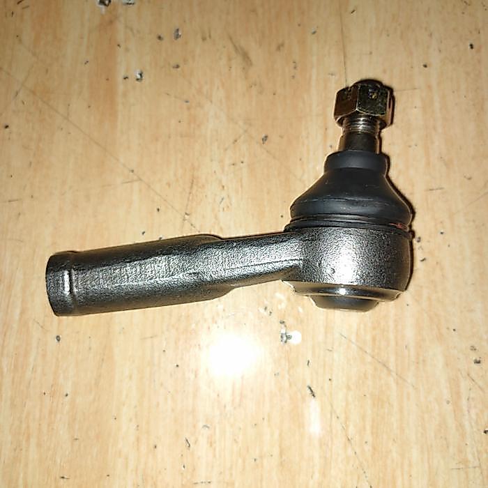 Tie Rod Pendek Mazda 808