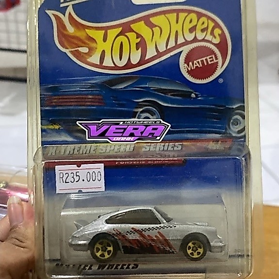 Hotwheels Porsche Carrera