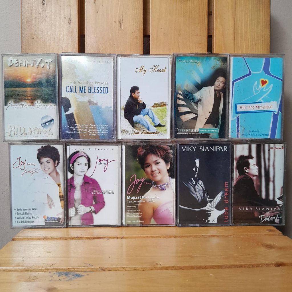 KOLEKSI 10 KASET PITA MUSIK LAGU ROHANI KRISTEN DAN LAINNYA