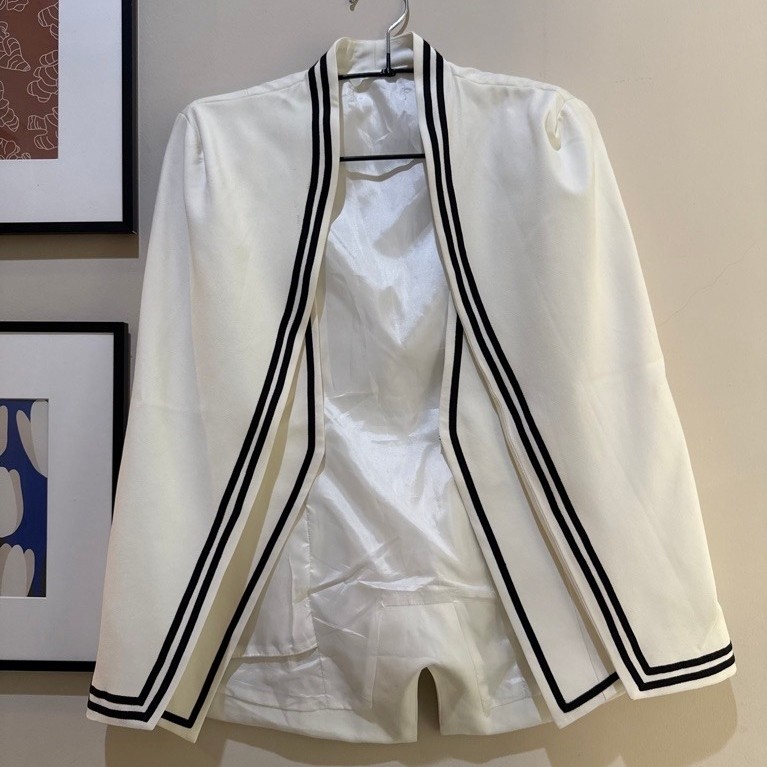 Preloved MDS Cape Blazer