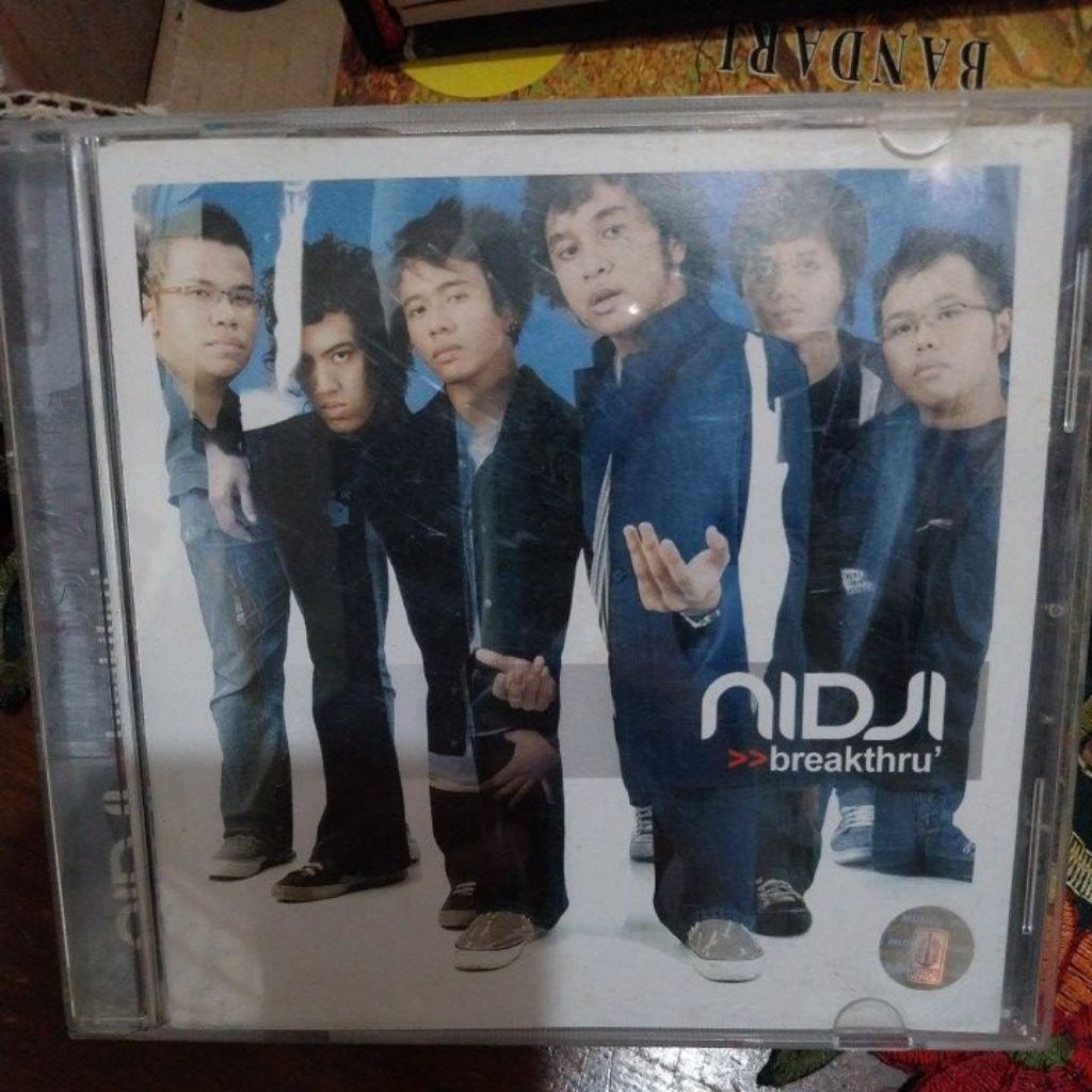CD Musik Nidji Breakthru (R04)