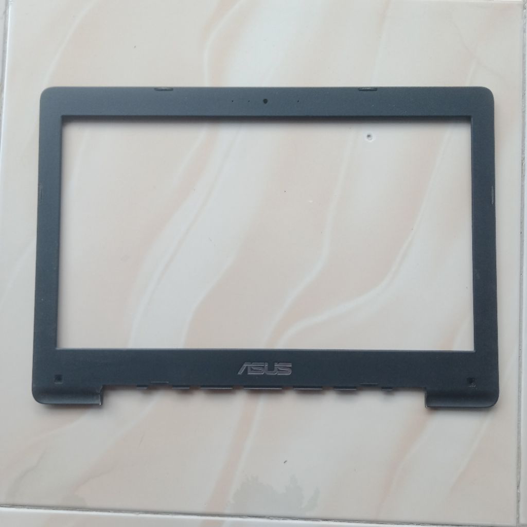 casing frame laptop Asus a456u