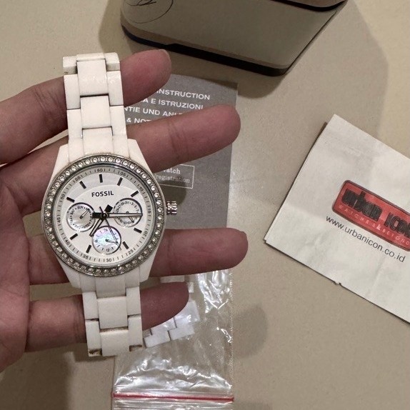 Preloved Jam Fossil white