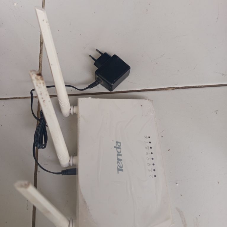 router wifi tenda n300 f3