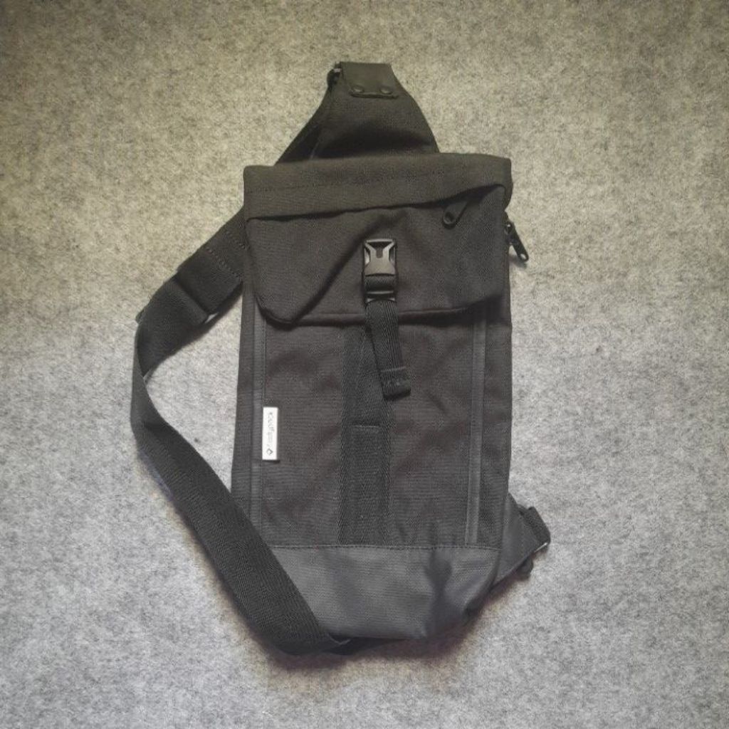 preloved sling bag pria - bodypack