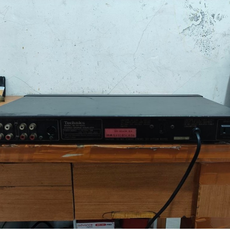 equalizer technics SH 8045
