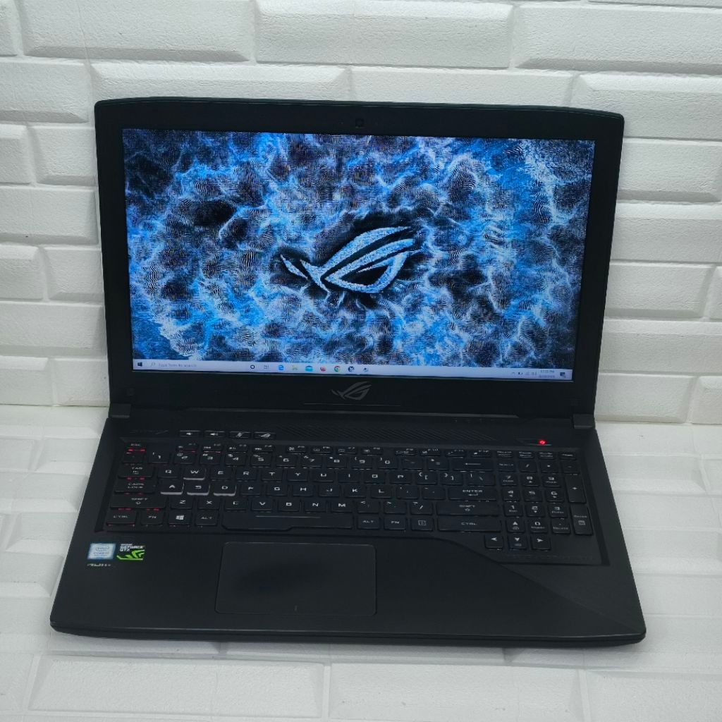 ASUS ROG STRIX 15 GL503GE CORE i7-8750H GTX 1050Ti 8/256