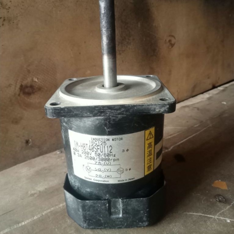 dinamo AC 220v 40w 2500/300rpm 3pas
