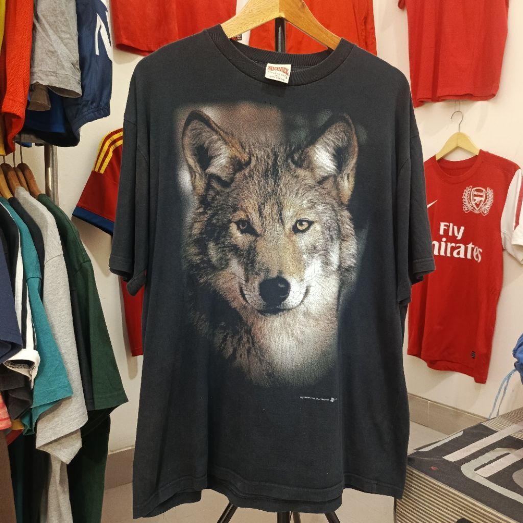 Kaos Vintage VTG Art Wolf Alone Tag Michael 1998 Size 2XL